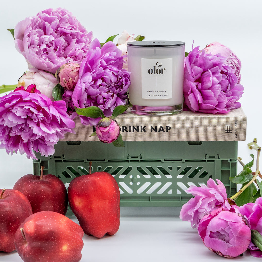 Peony Bloom Classic Candle